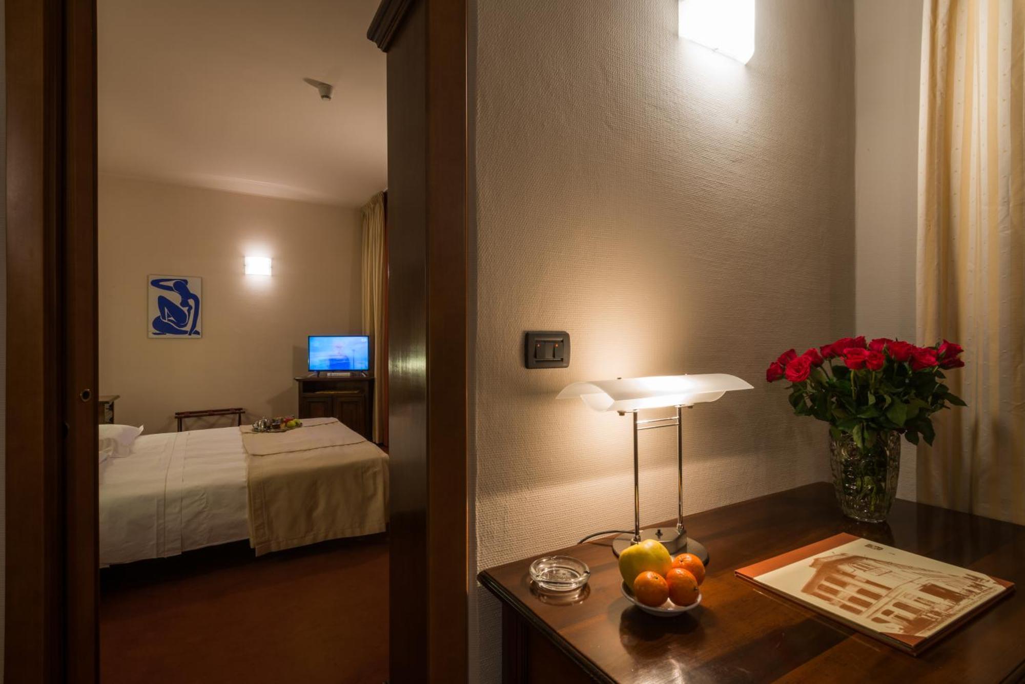 Hotel Lux Alessandria Eksteriør bilde