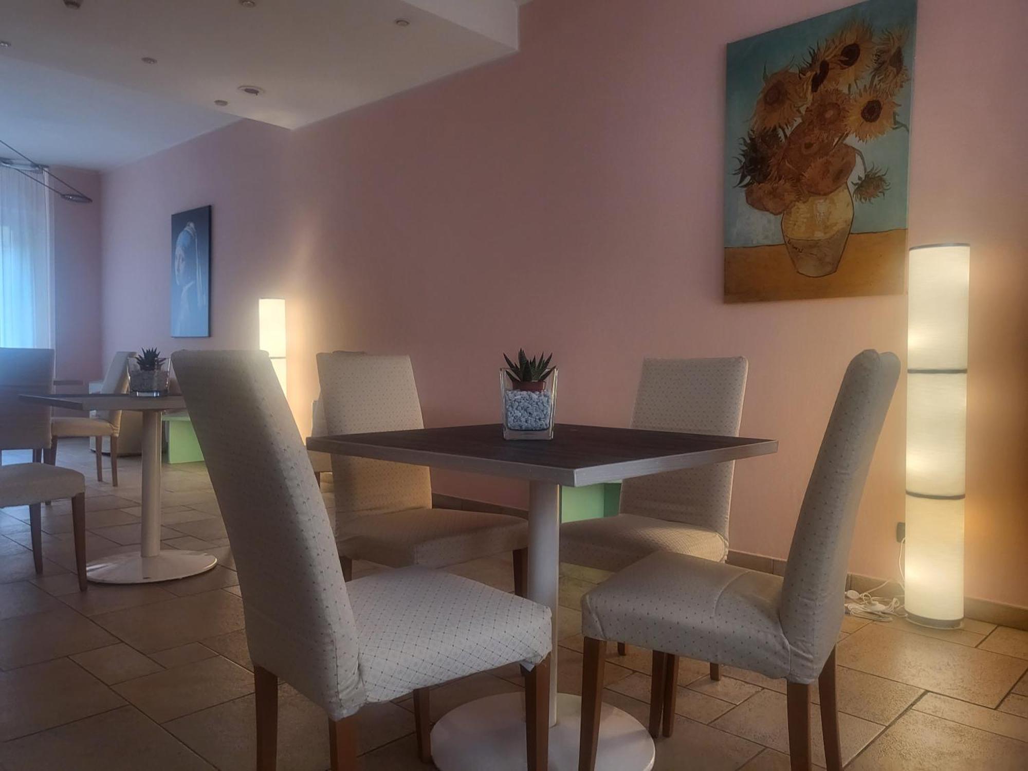 Hotel Lux Alessandria Eksteriør bilde