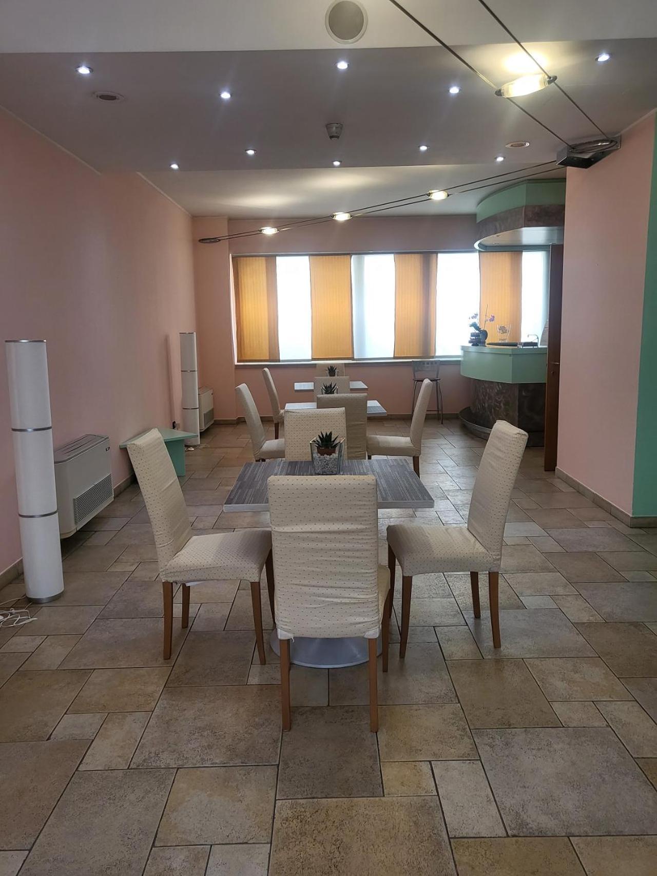 Hotel Lux Alessandria Eksteriør bilde